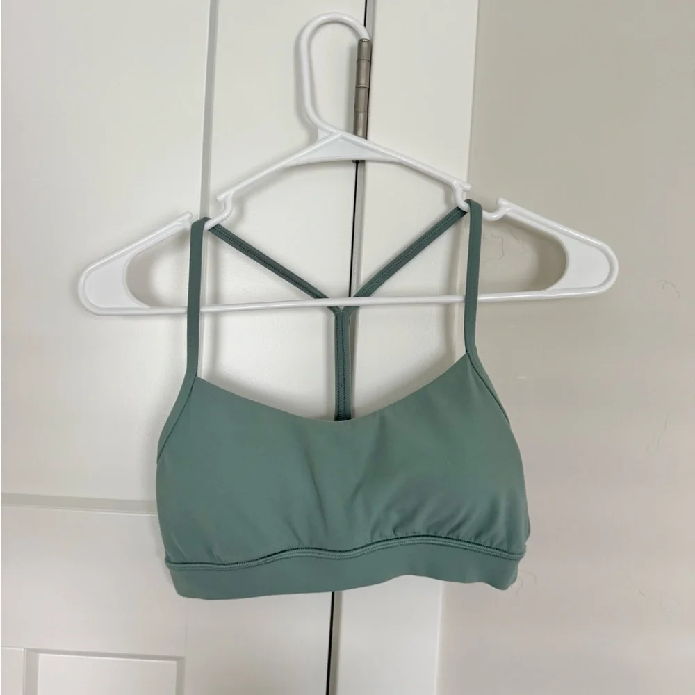 Lululemon Flow Y Nulu Bra